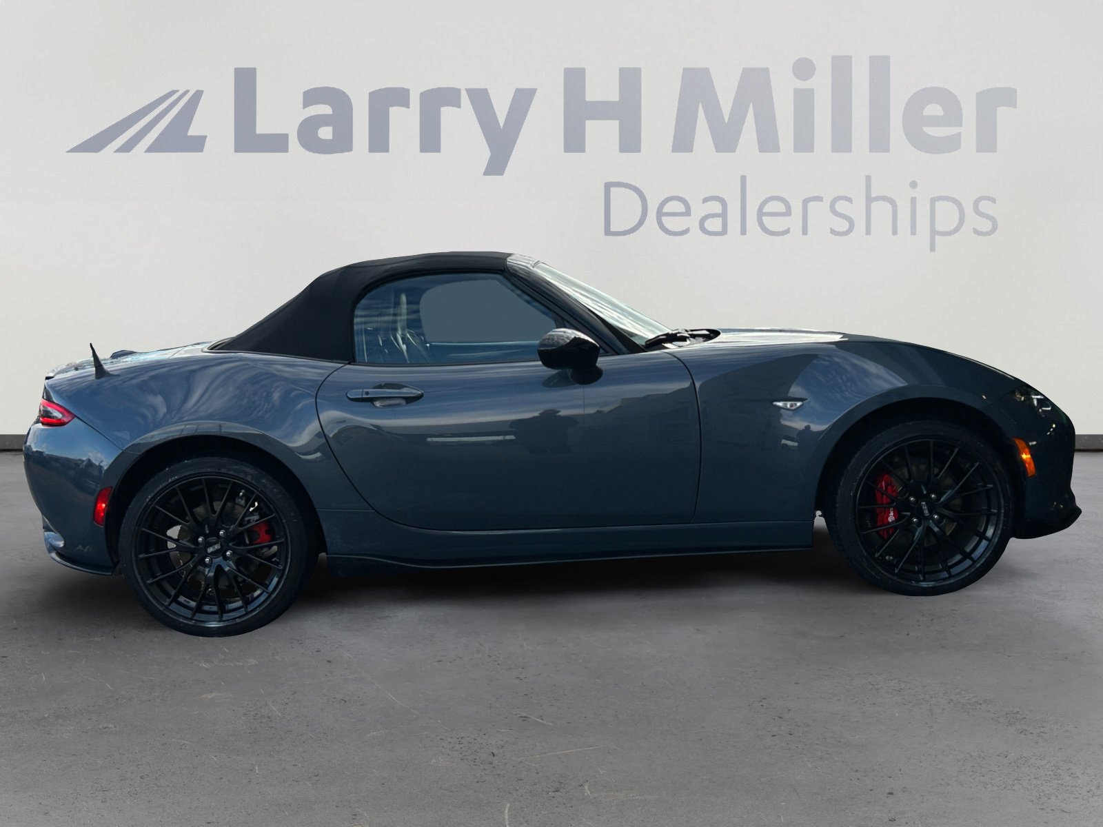 Used 2020 MAZDA MX-5 Miata Club w/ Brembo/BBS Recaro Package image 7