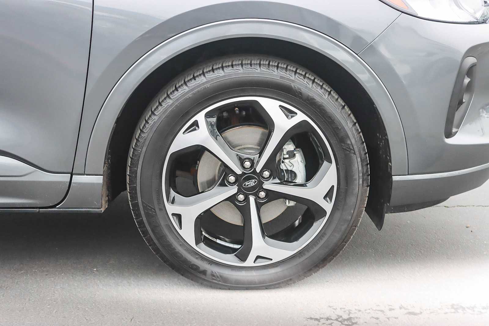 Used 2023 Ford Escape ST-Line Select w/ Tech Pack #2 image 6