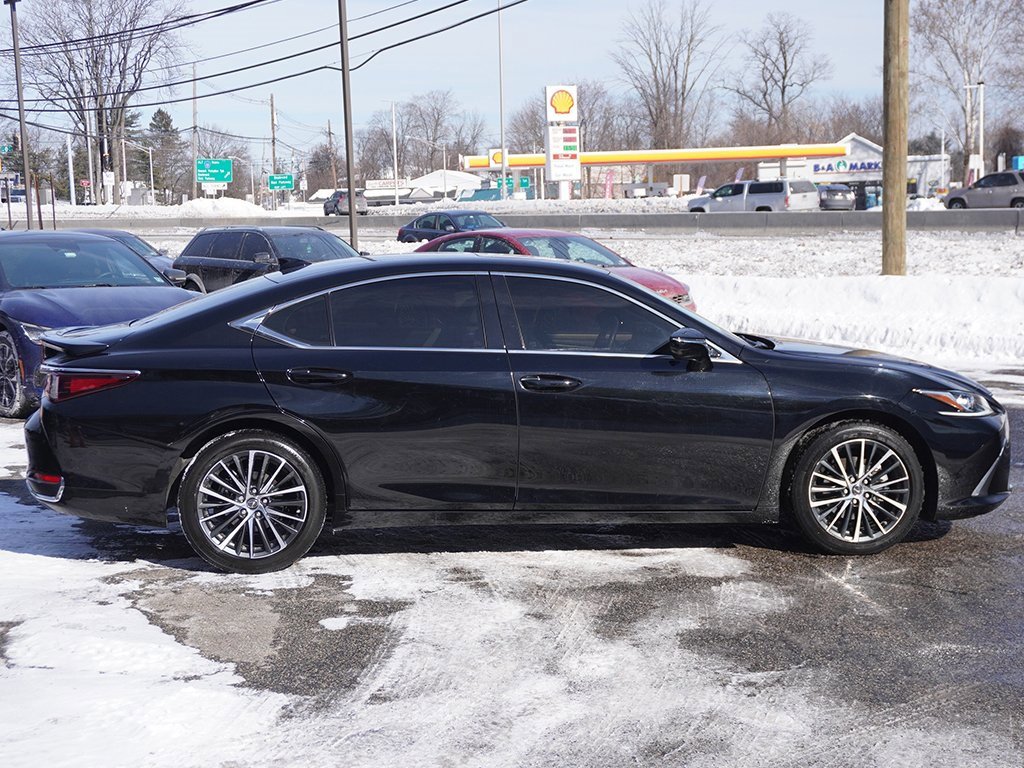 Used 2023 Lexus ES 250 w/ Premium Package image 19