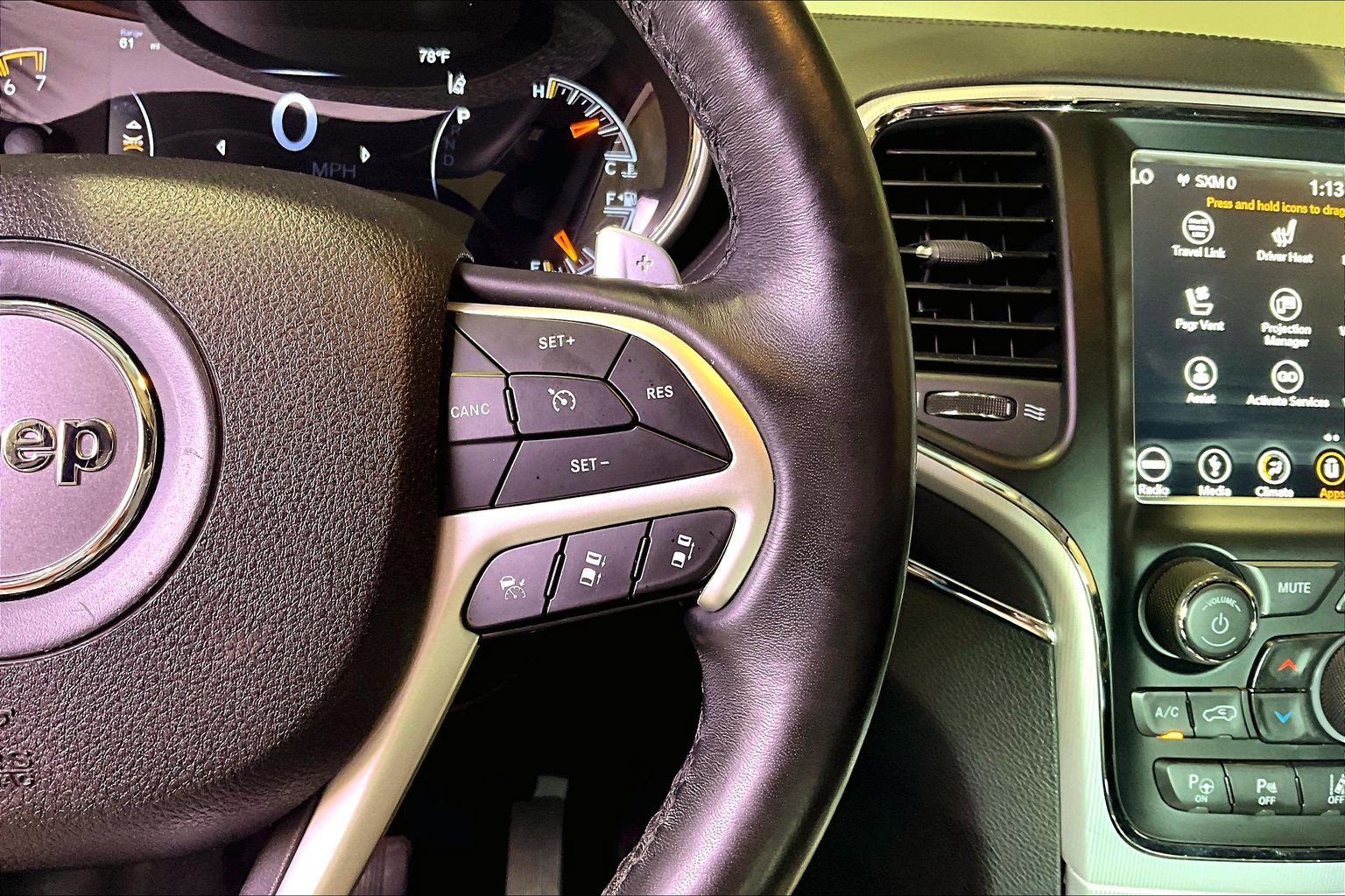 Used 2018 Jeep Grand Cherokee Summit w/ Platinum Series Group AWD/4WD image 13