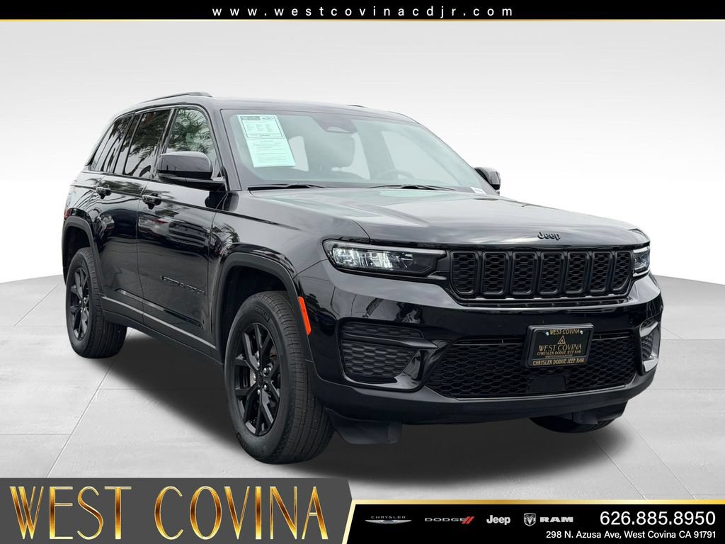 Used 2025 Jeep Grand Cherokee Altitude RWD 360° Tour