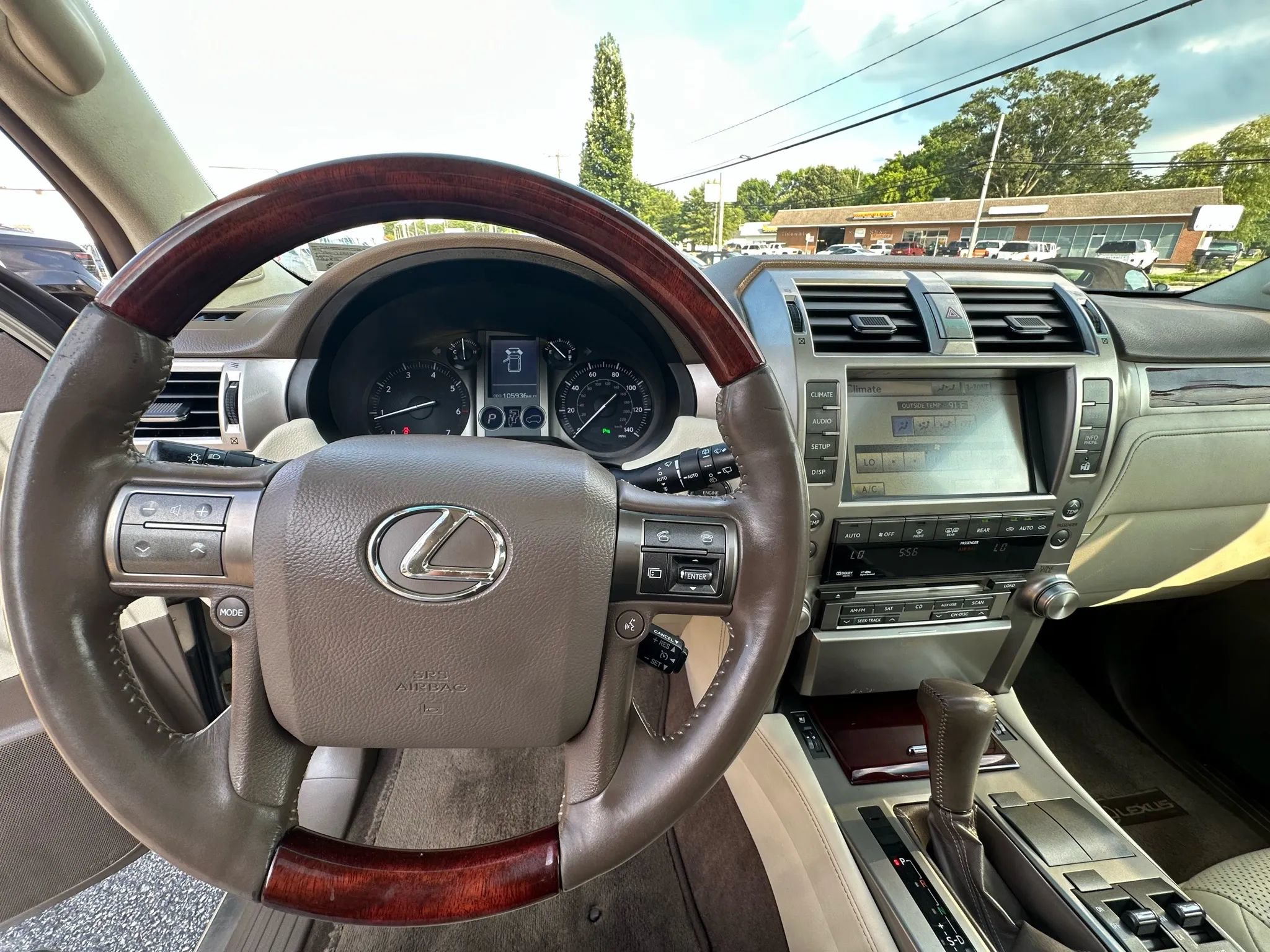 Used 2011 Lexus GX 460 w/ Comfort Plus Pkg AWD/4WD image 31