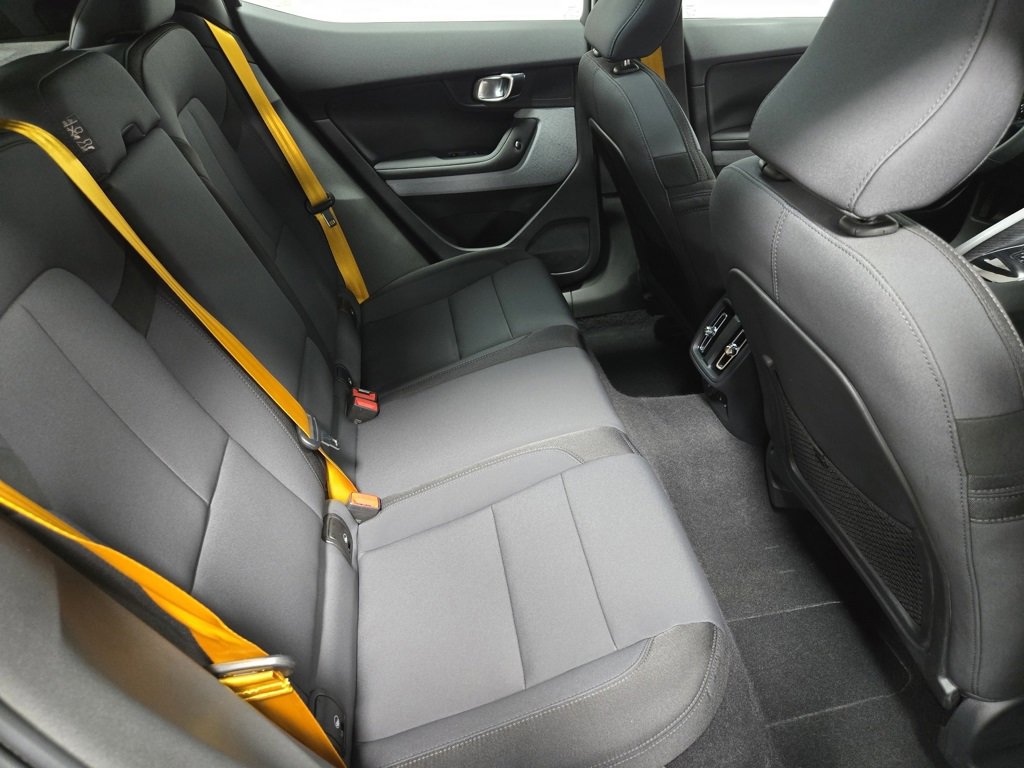 Used 2022 Polestar Polestar 2 w/ Performance Package image 47