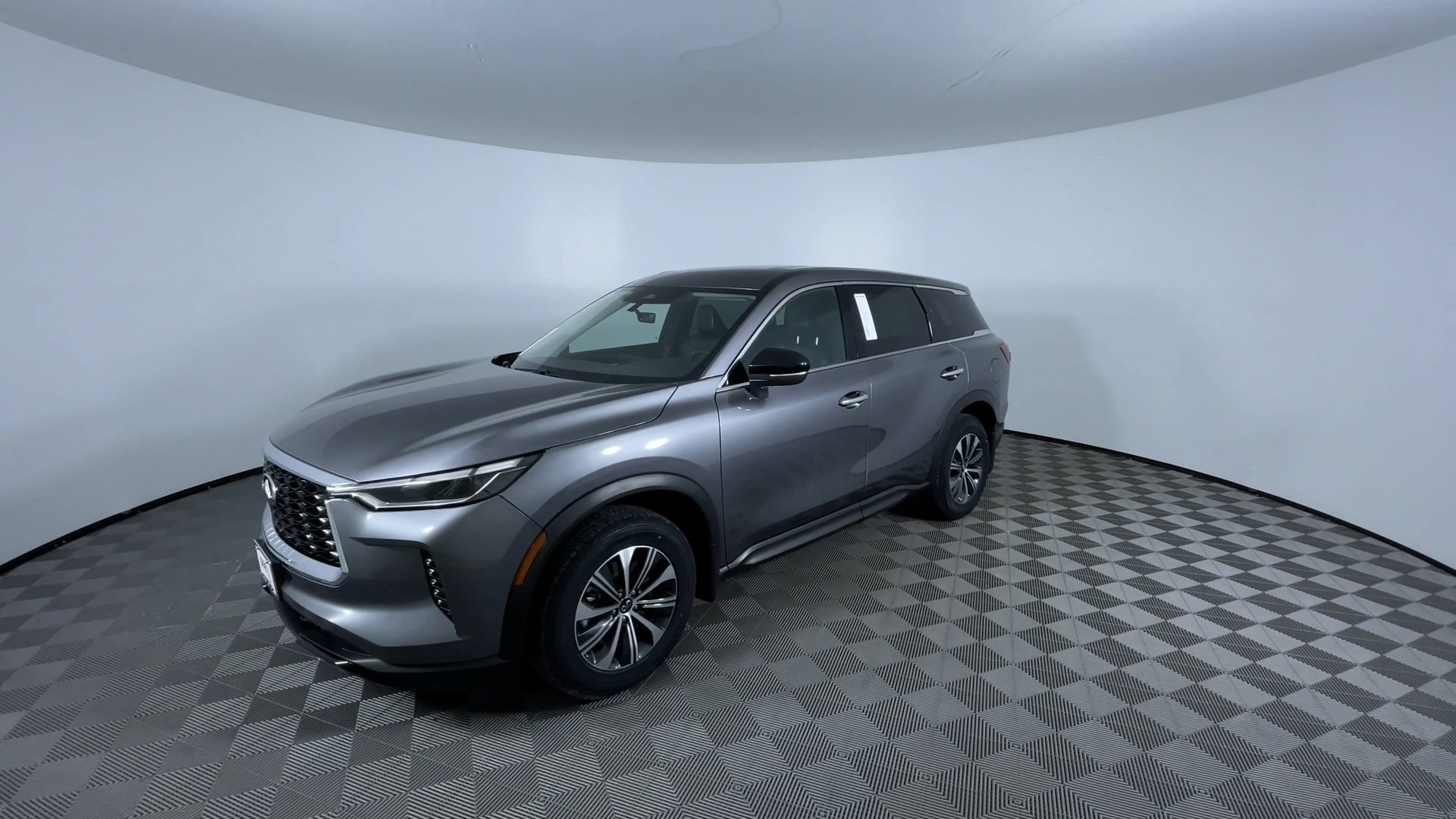 Used 2023 INFINITI QX60 Pure AWD/4WD image 4
