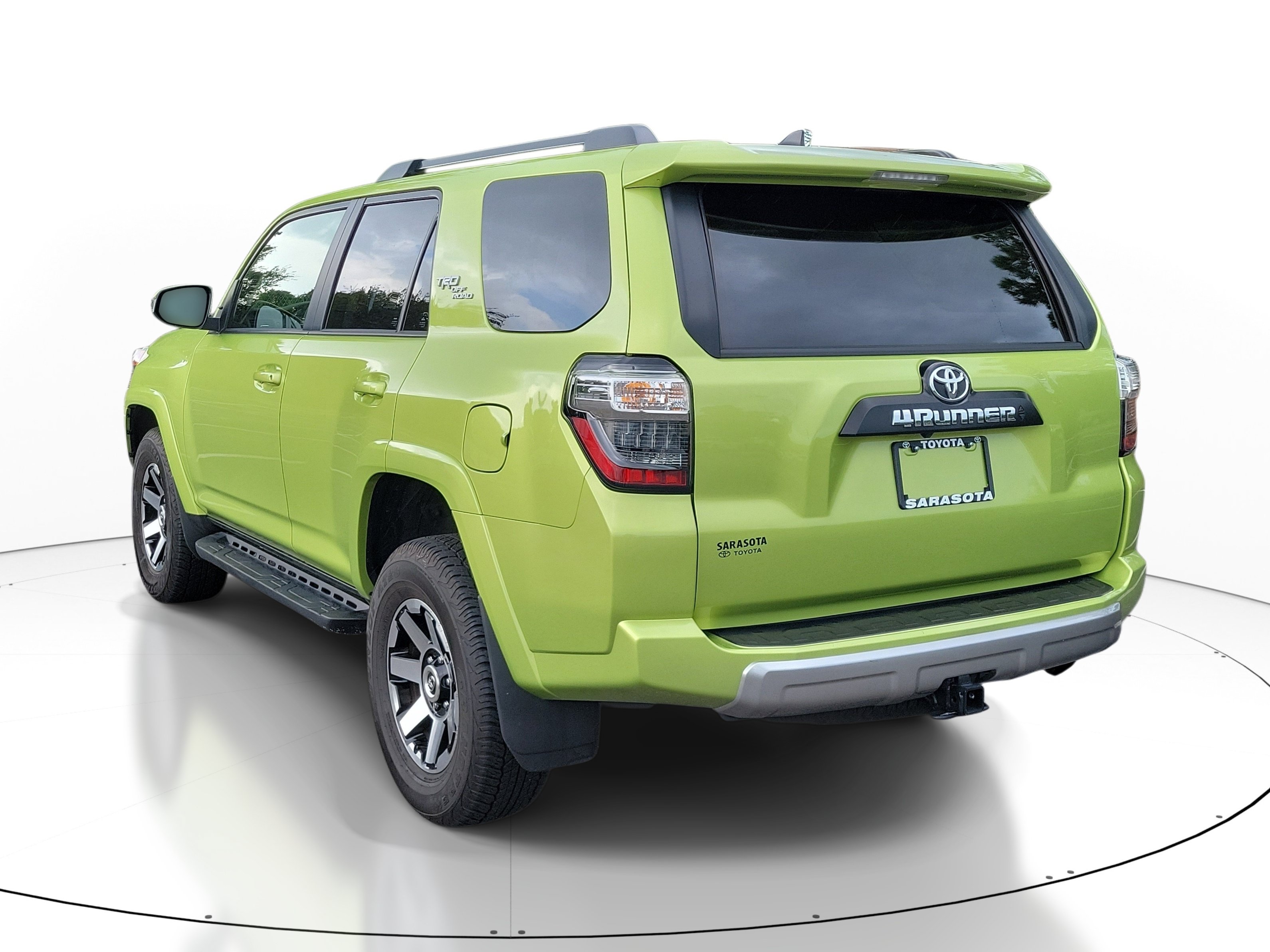 Used 2023 Toyota 4Runner TRD Off-Road AWD/4WD image 4