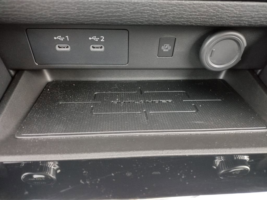 New 2026 Mitsubishi Outlander Trail Edition image 29