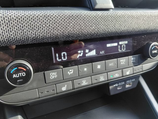 Used 2026 Subaru Outback Premium AWD/4WD image 25