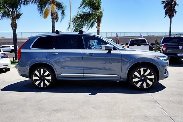 Used 2023 Volvo XC90 T8 Ultimate w/ Protection Package Premier AWD/4WD image 3