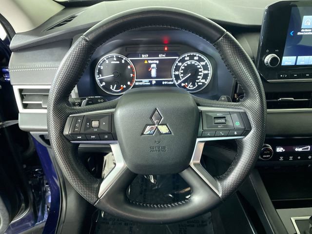 Used 2022 Mitsubishi Outlander SE image 9