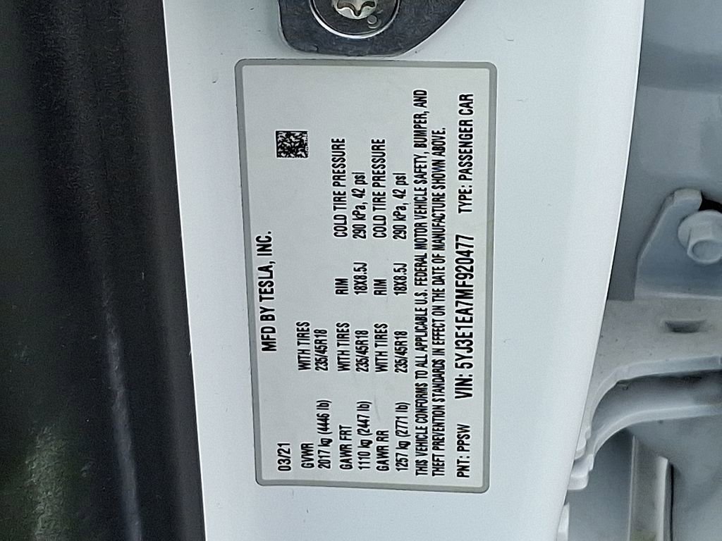 Used 2021 Tesla Model 3 Standard Range Plus image 27