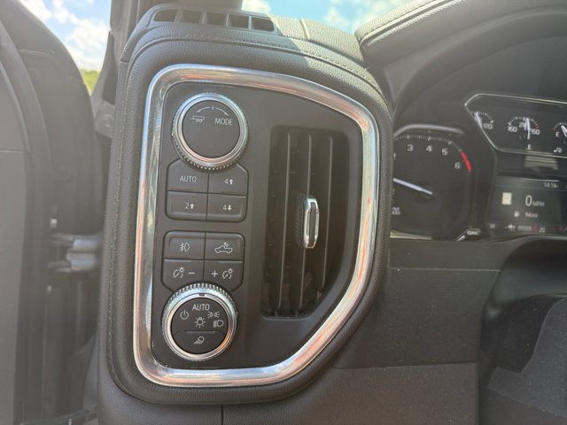 Used 2020 GMC Sierra 1500 SLT w/ SLT Premium Plus Package AWD/4WD image 19