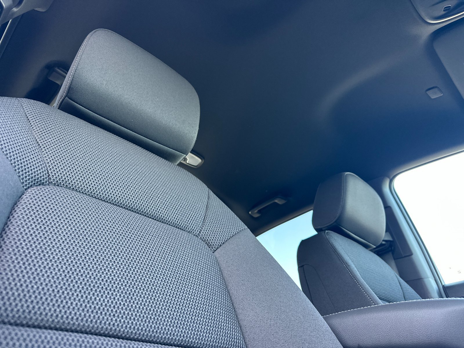 New 2026 GMC Canyon Elevation RWD image 15