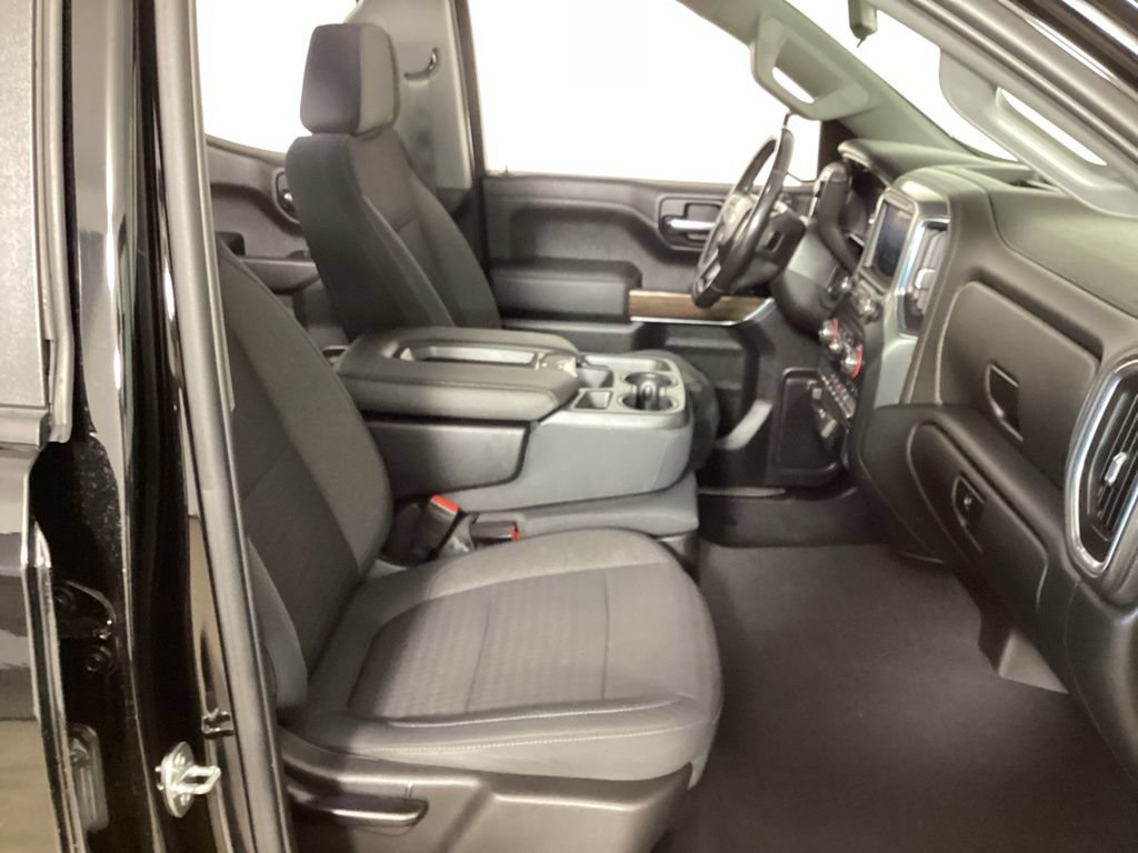 Used 2019 Chevrolet Silverado 1500 LT w/ All-Star Edition AWD/4WD image 34