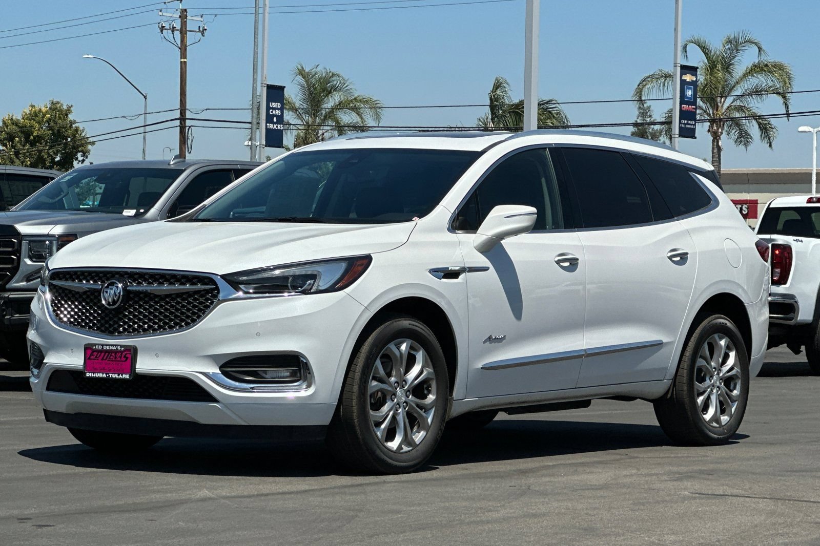 Used 2020 Buick Enclave Avenir w/ Avenir Technology Package AWD/4WD image 9