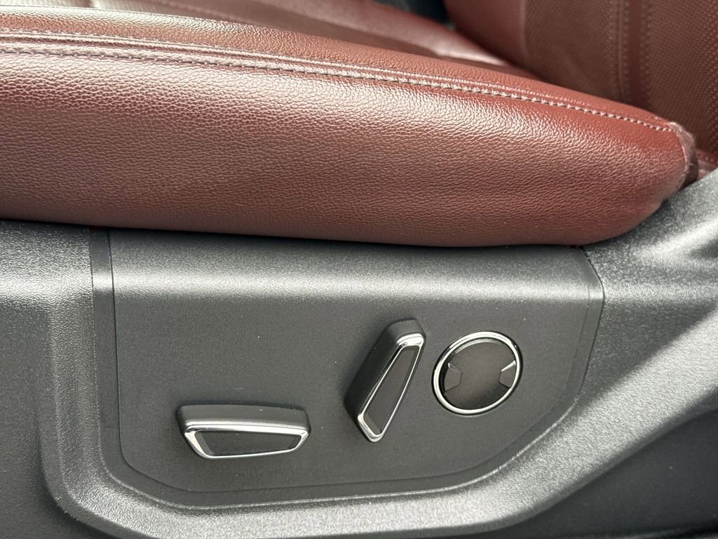 Used 2024 Ford Expedition Limited image 14