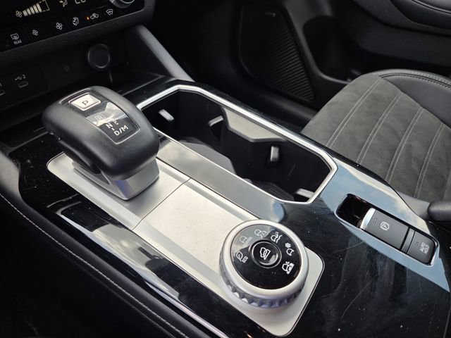Used 2025 Mitsubishi Outlander SE AWD/4WD image 18