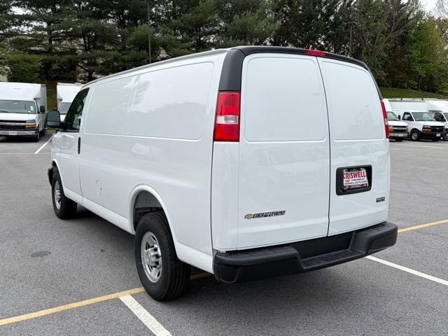 New 2026 Chevrolet Express 2500 w/ Driver Convenience Package RWD image 7