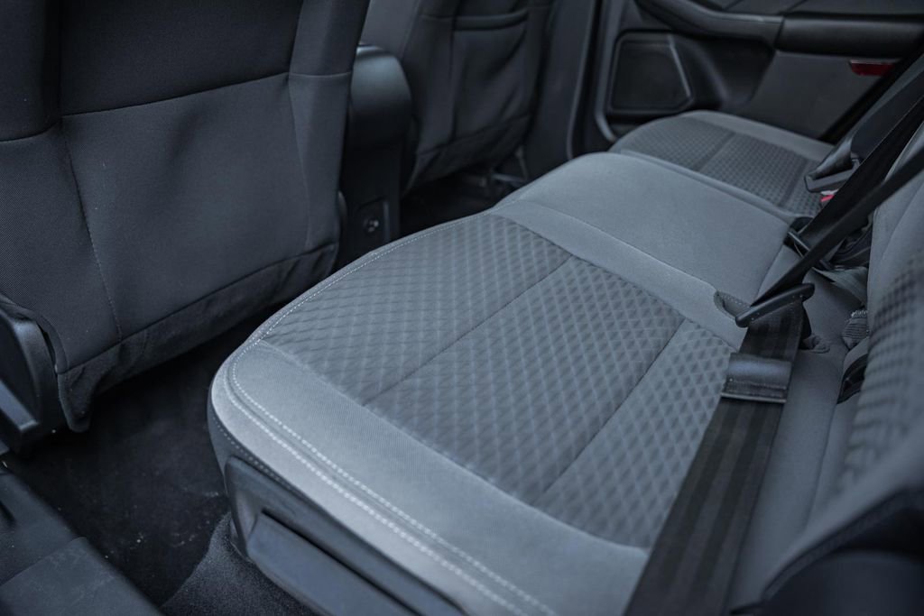 Used 2021 Ford Escape SE image 31