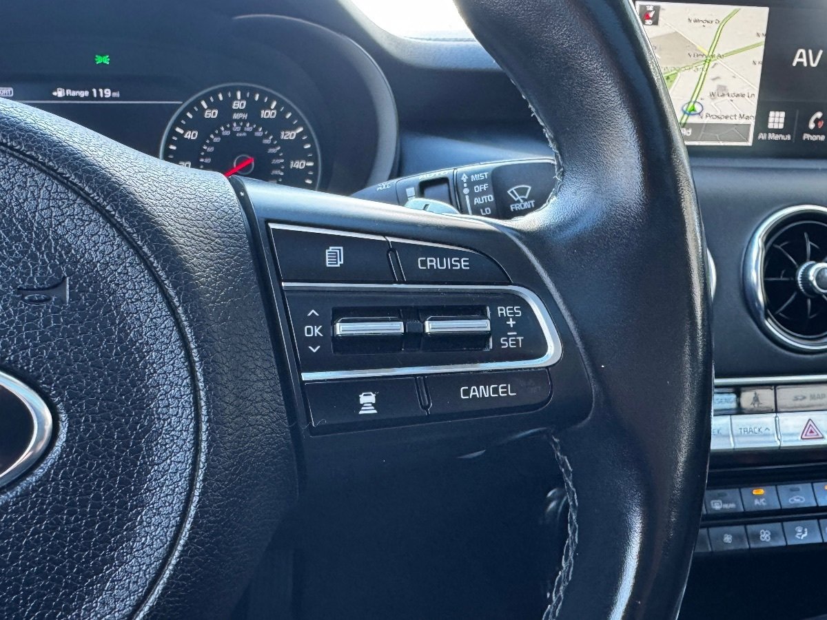 Used 2018 Kia Stinger Premium image 24