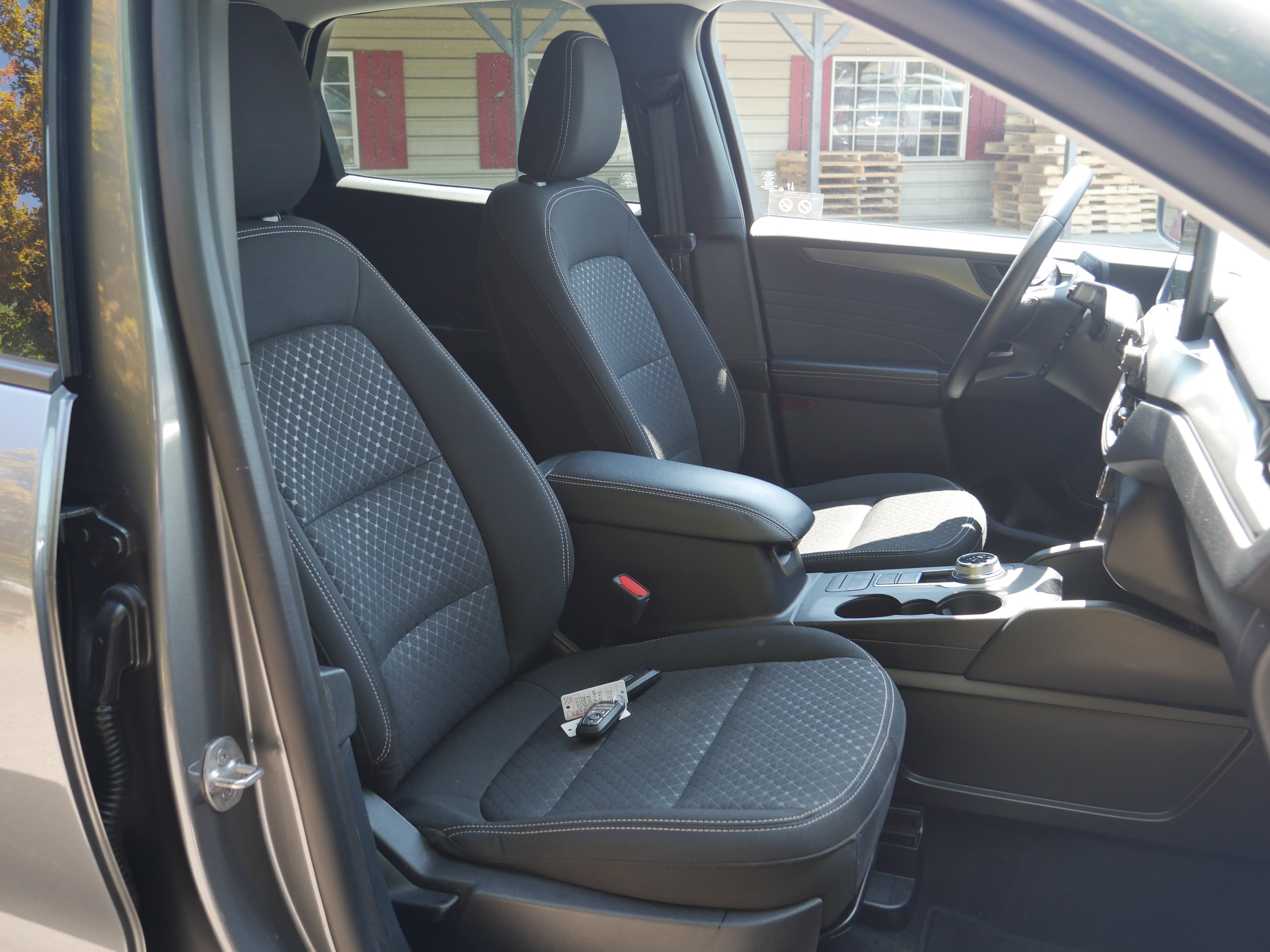 Certified 2025 Ford Escape Active AWD/4WD image 25