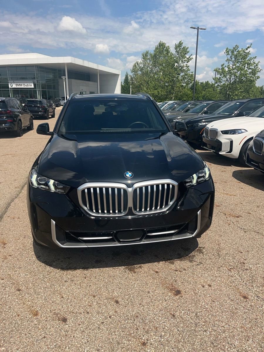 Used 2026 BMW X5 xDrive40i AWD/4WD image 2