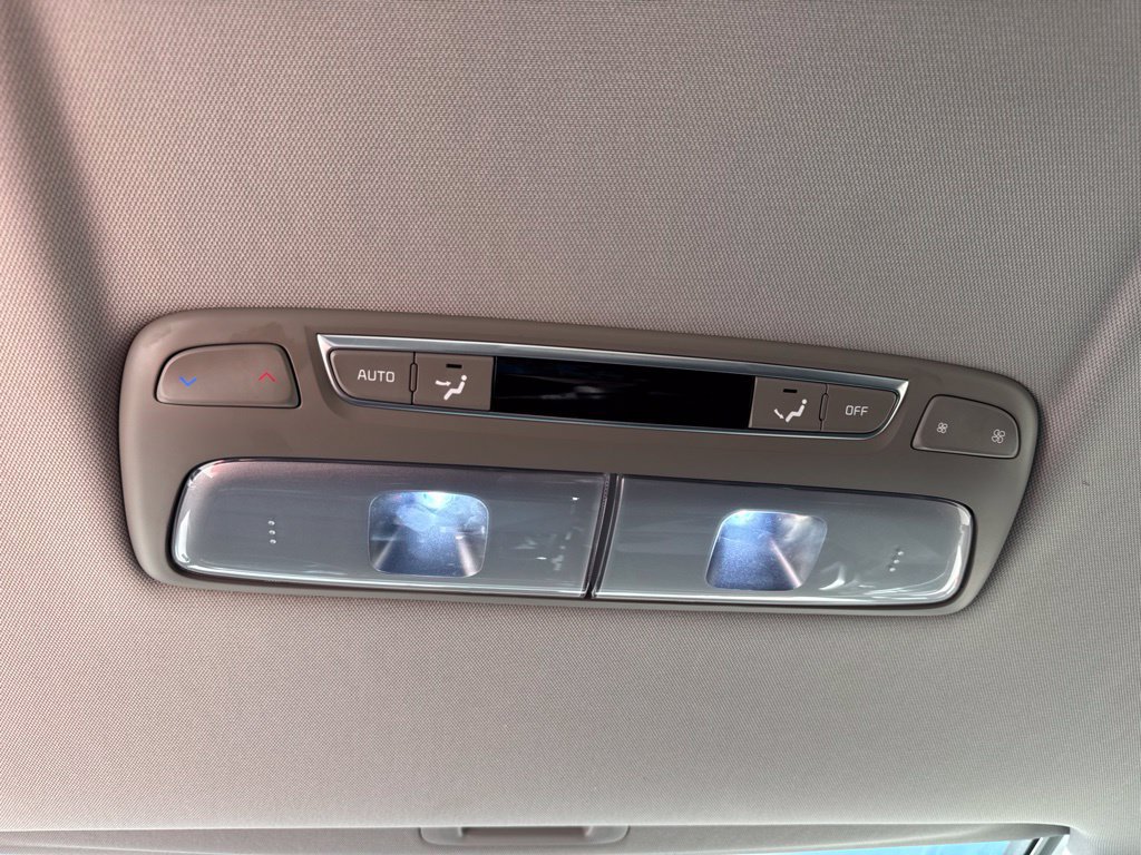 Used 2025 Kia Telluride S AWD/4WD image 26