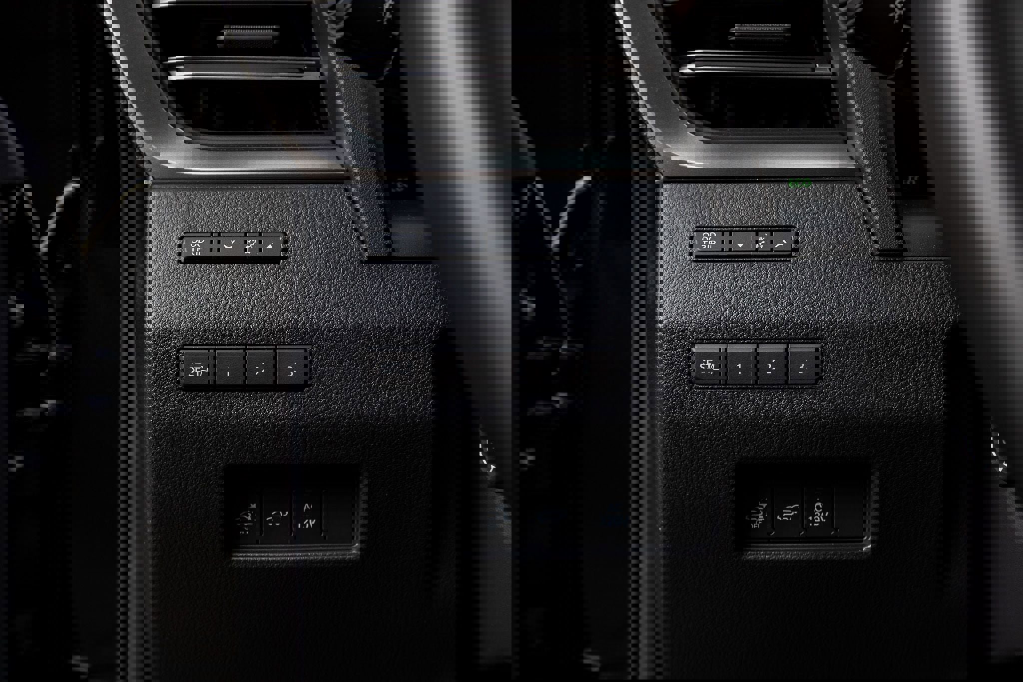 Used 2025 Lexus GX 550 w/ Accessory Package (2T) image 22