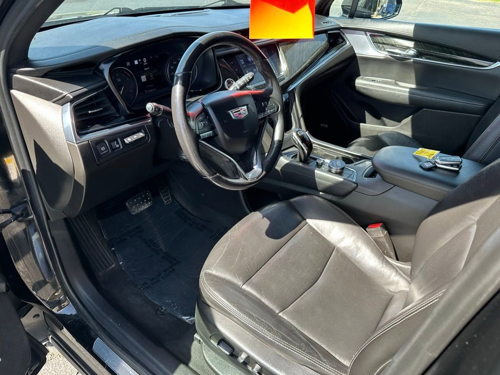 Used 2020 Cadillac XT6 Premium Luxury image 12