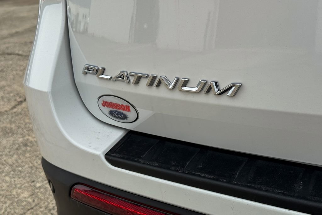 Certified 2025 Ford Explorer Platinum w/ Ultimate Package image 19