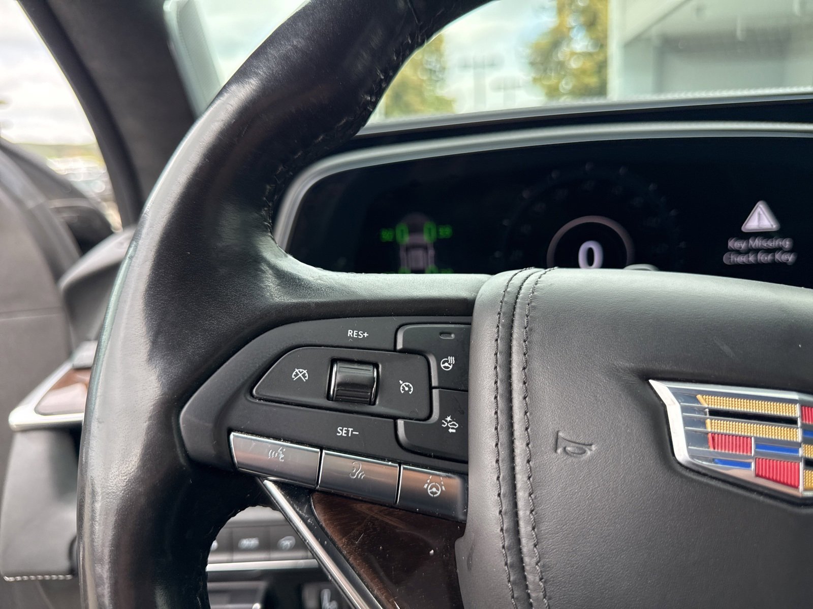 Used 2021 Cadillac Escalade Sport Platinum w/ Heavy-Duty Trailer Package image 21