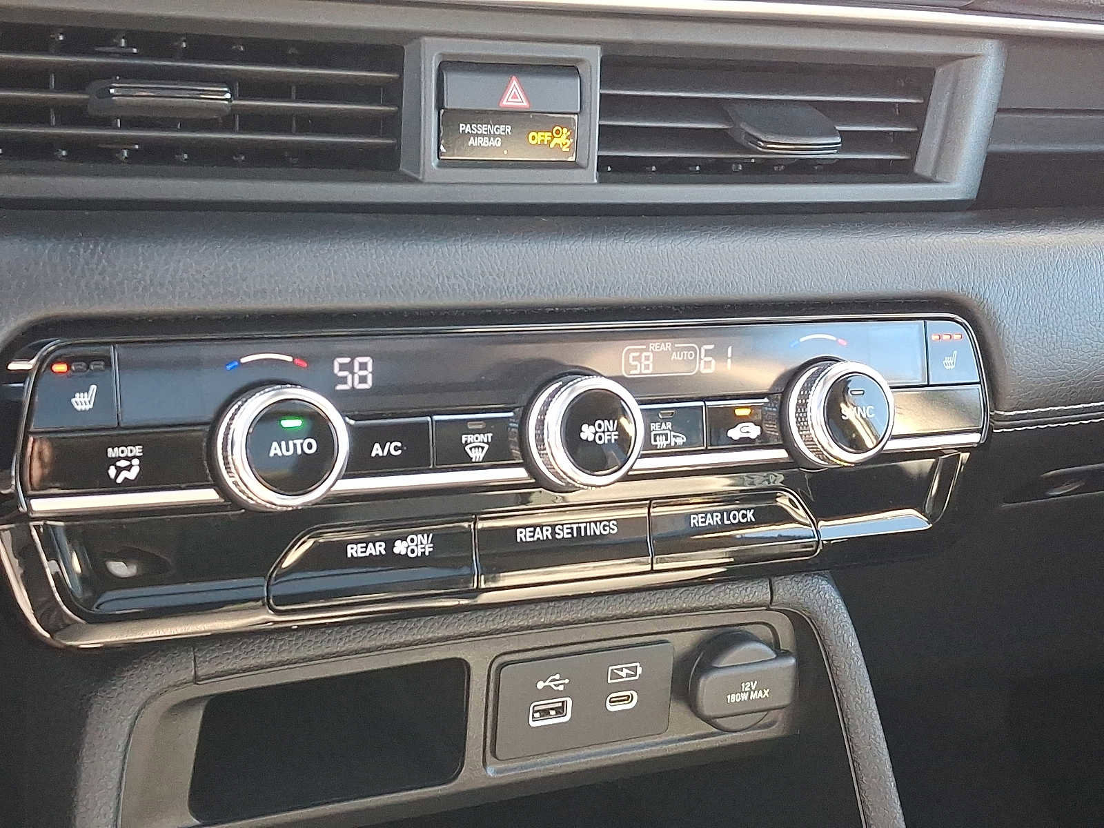 Used 2023 Honda Pilot Touring image 19