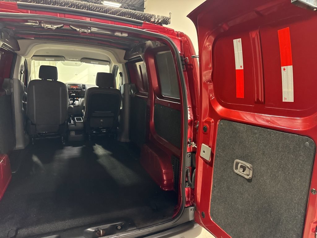 Used 2015 Nissan NV200 S w/ Cruise Control Package FWD image 27