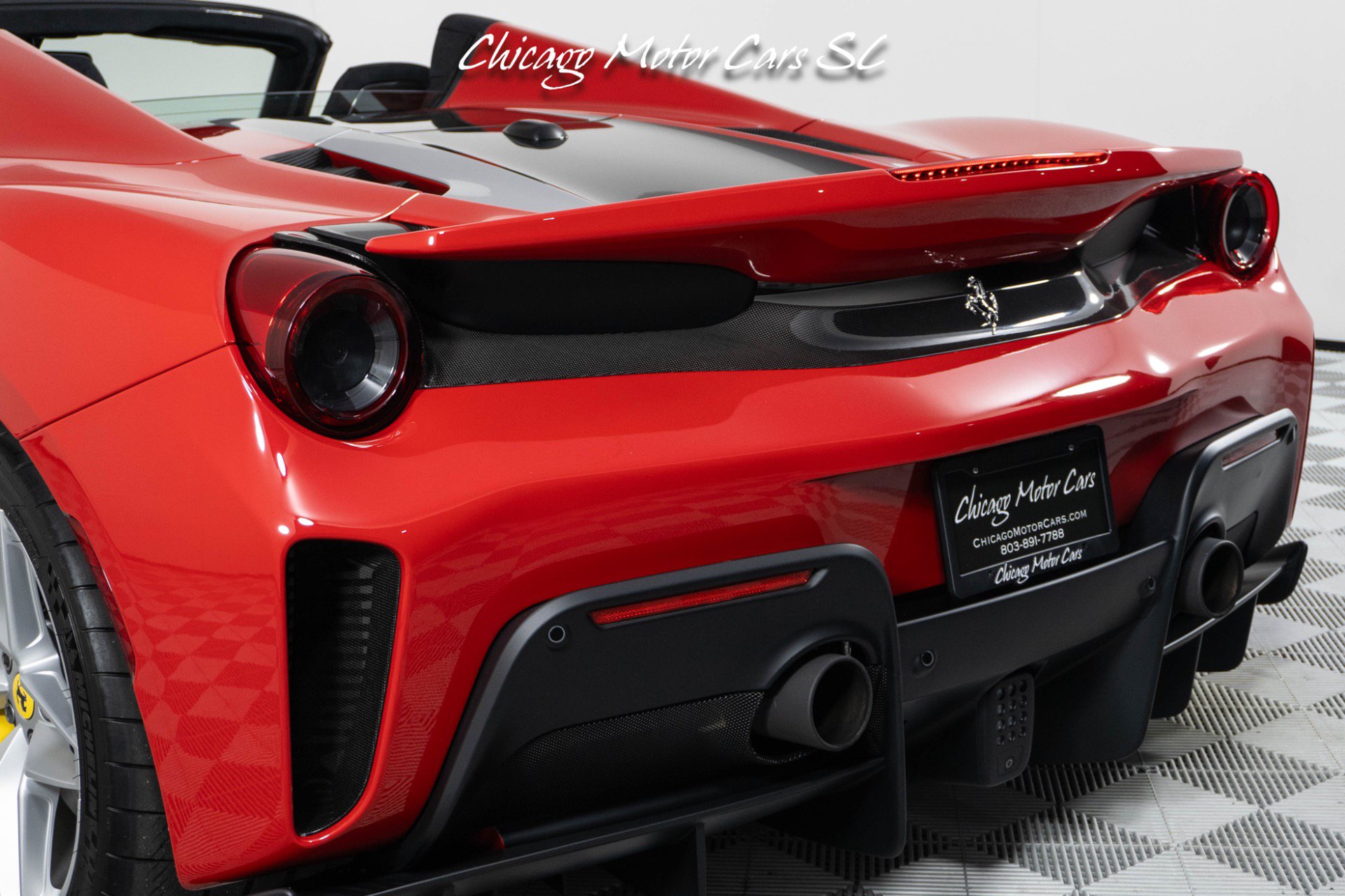 Used 2020 Ferrari 488 Pista Spider RWD image 21