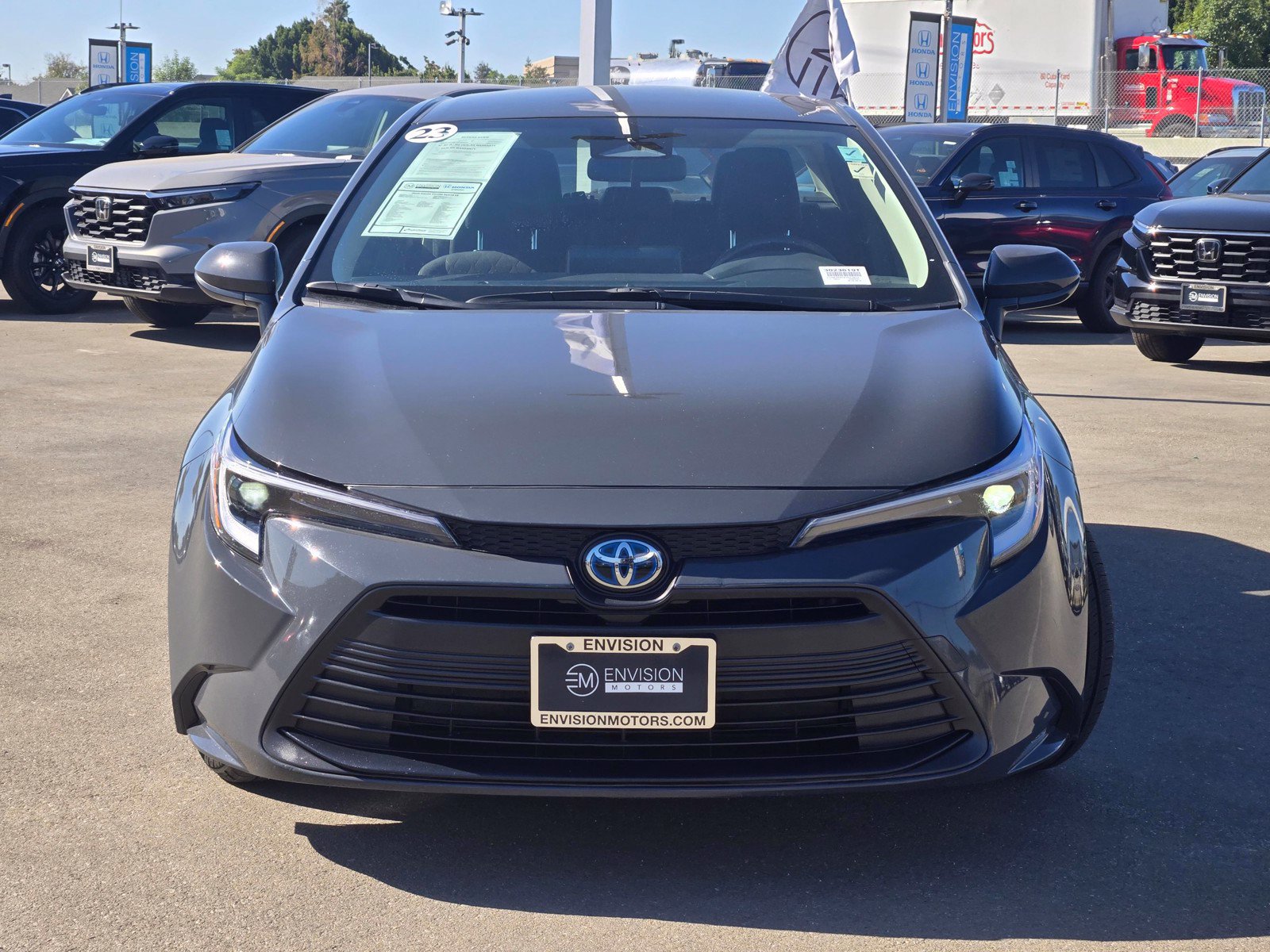 Used 2023 Toyota Corolla LE w/ Carpet Mat Package (TMS) FWD image 2