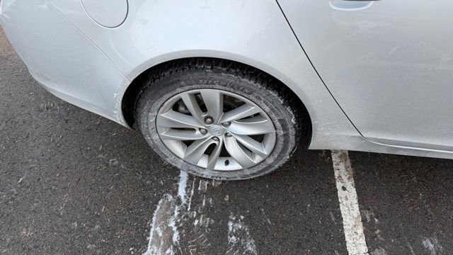 Used 2016 Buick Regal image 6