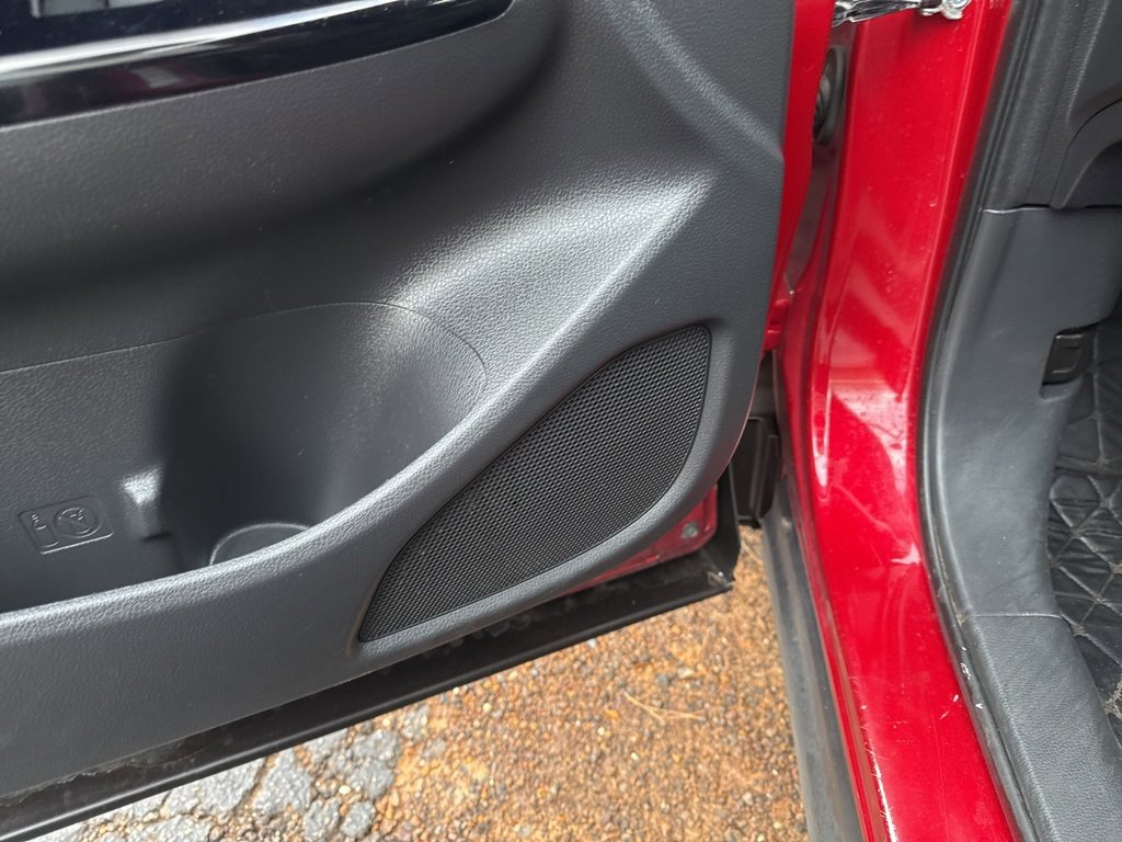 Used 2020 Mitsubishi Eclipse Cross LE image 15