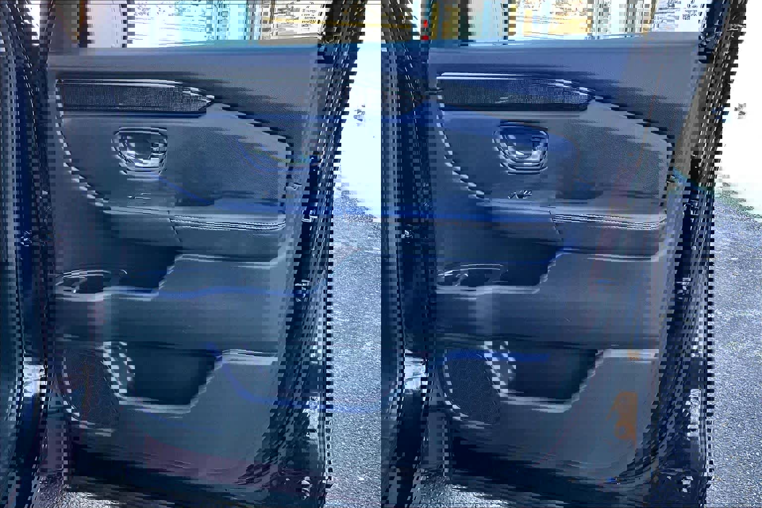 Used 2025 Honda Pilot Elite image 22