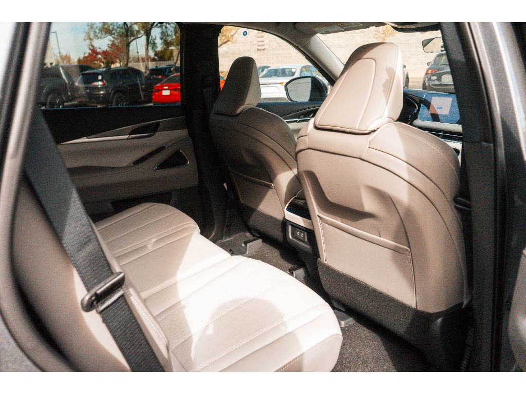 Certified 2026 INFINITI QX60 Luxe w/ Cargo Package image 30