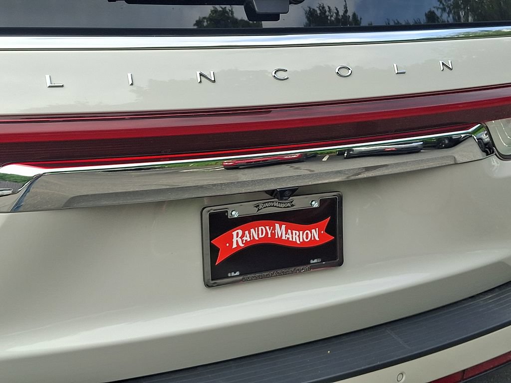 Used 2024 Lincoln Navigator Reserve AWD/4WD image 30