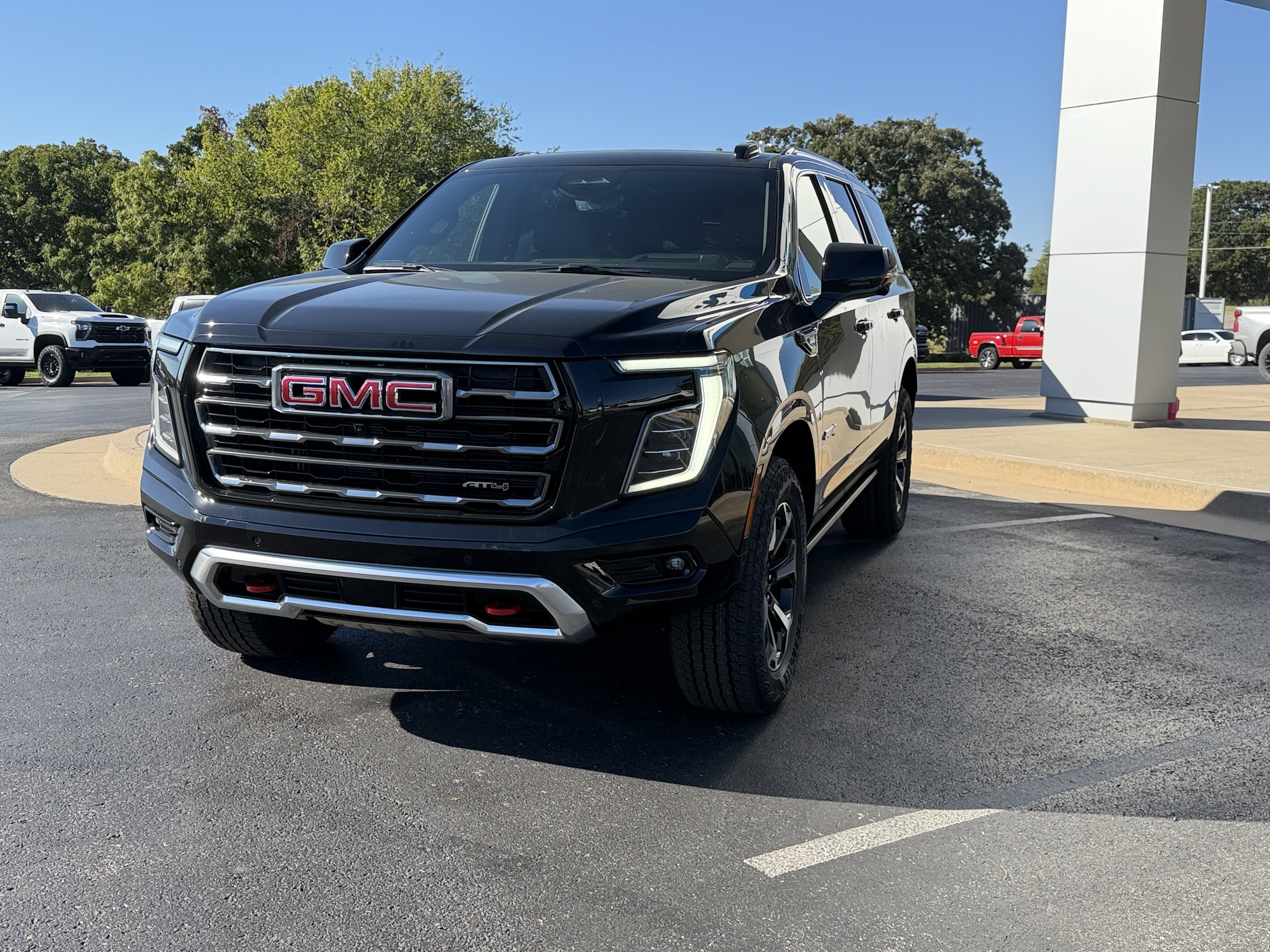 New 2027 GMC Yukon AT4 w/ AT4 Premium Plus Package AWD/4WD image 2