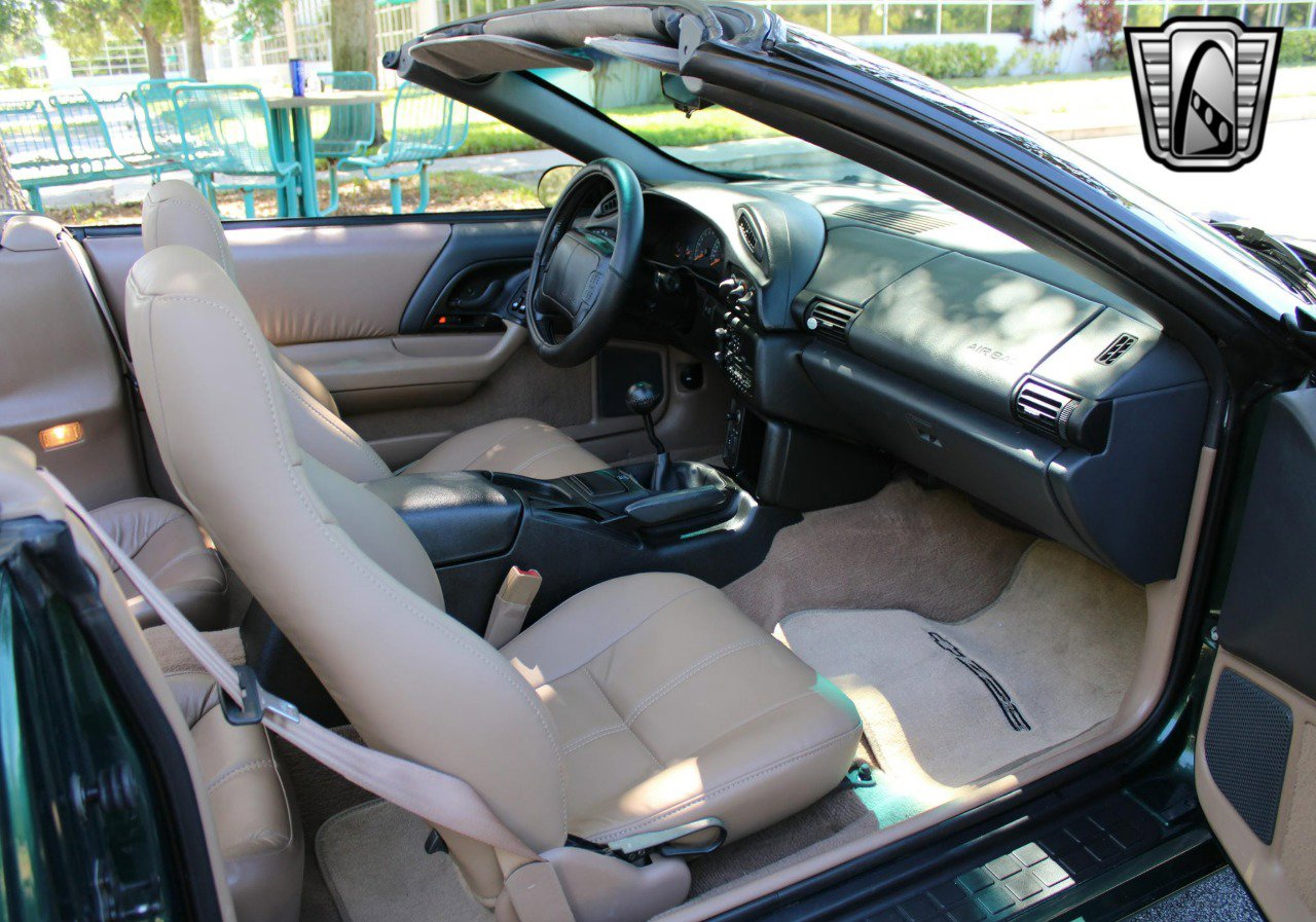 Used 1995 Chevrolet Camaro Z28 image 23
