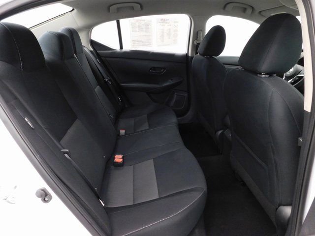 Used 2024 Nissan Sentra SV image 32
