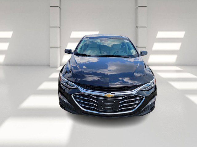 Used 2024 Chevrolet Malibu LT image 2