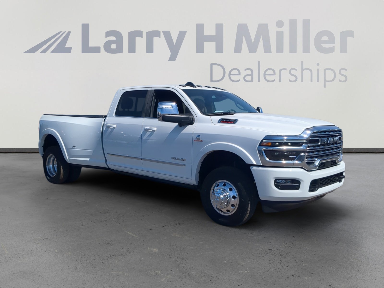 New 2026 RAM 3500 Limited image 7