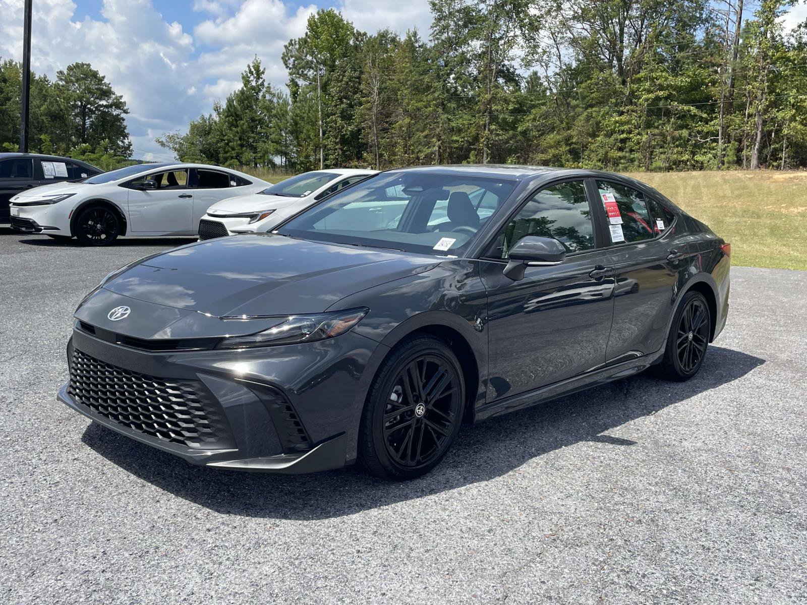 Used 2026 Toyota Camry SE w/ Multimedia Upgrade Package FWD image 5