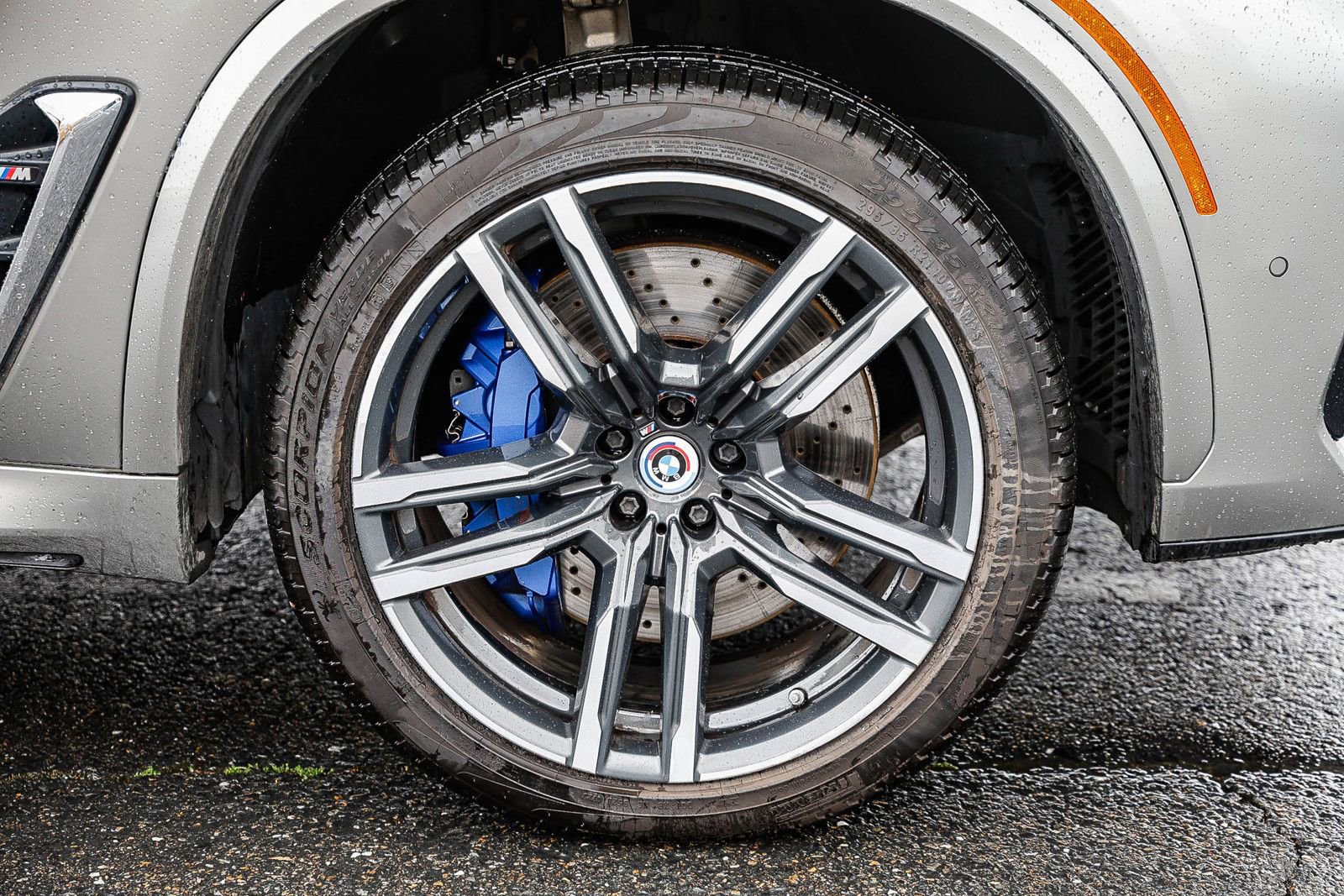 Used 2023 BMW X5 M w/ Executive Package AWD/4WD image 9