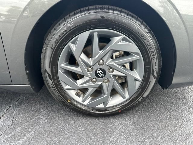 Used 2024 Hyundai Elantra SEL FWD image 37