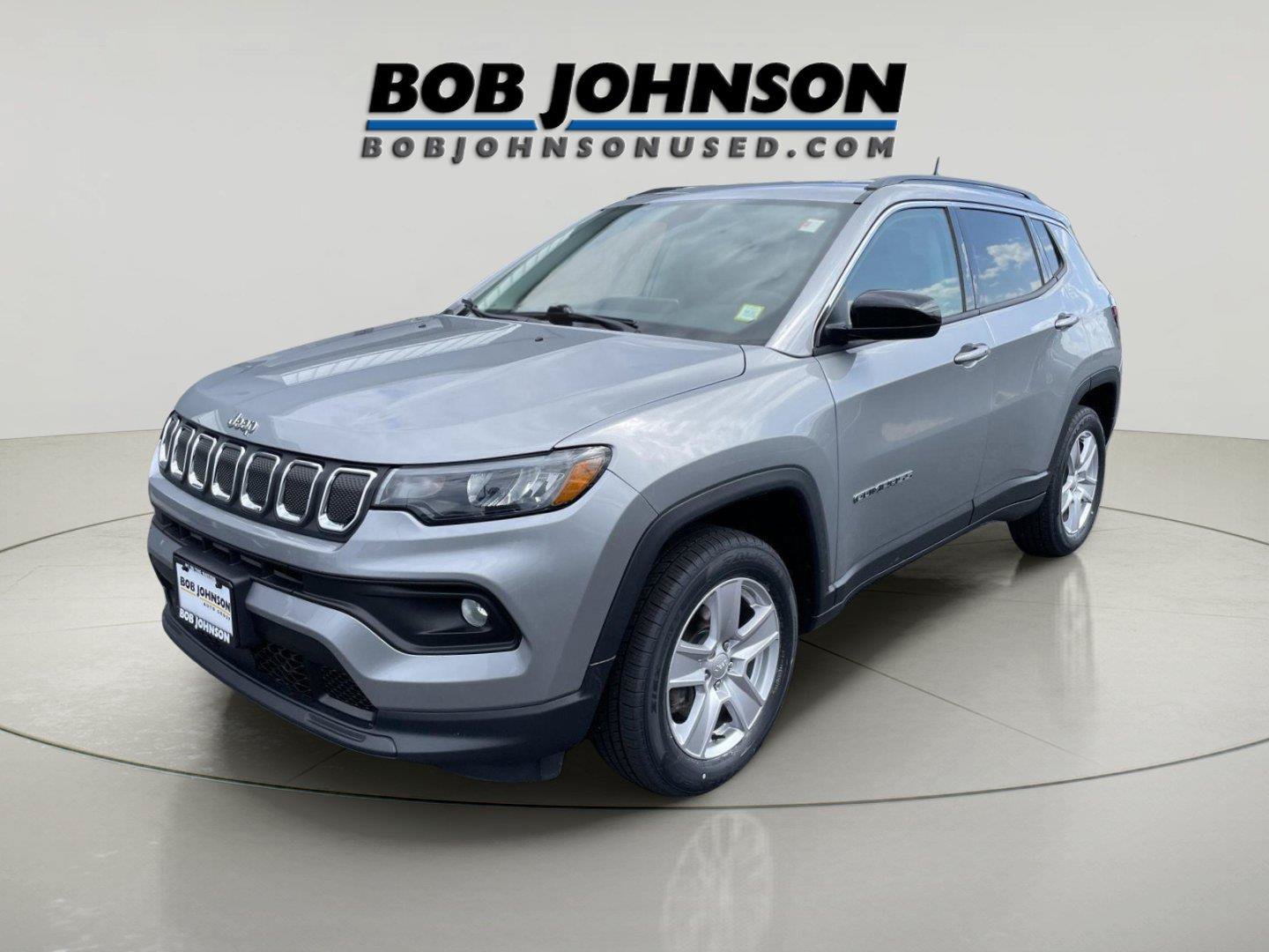 Used 2022 Jeep Compass Latitude w/ Convenience Group AWD/4WD image 3