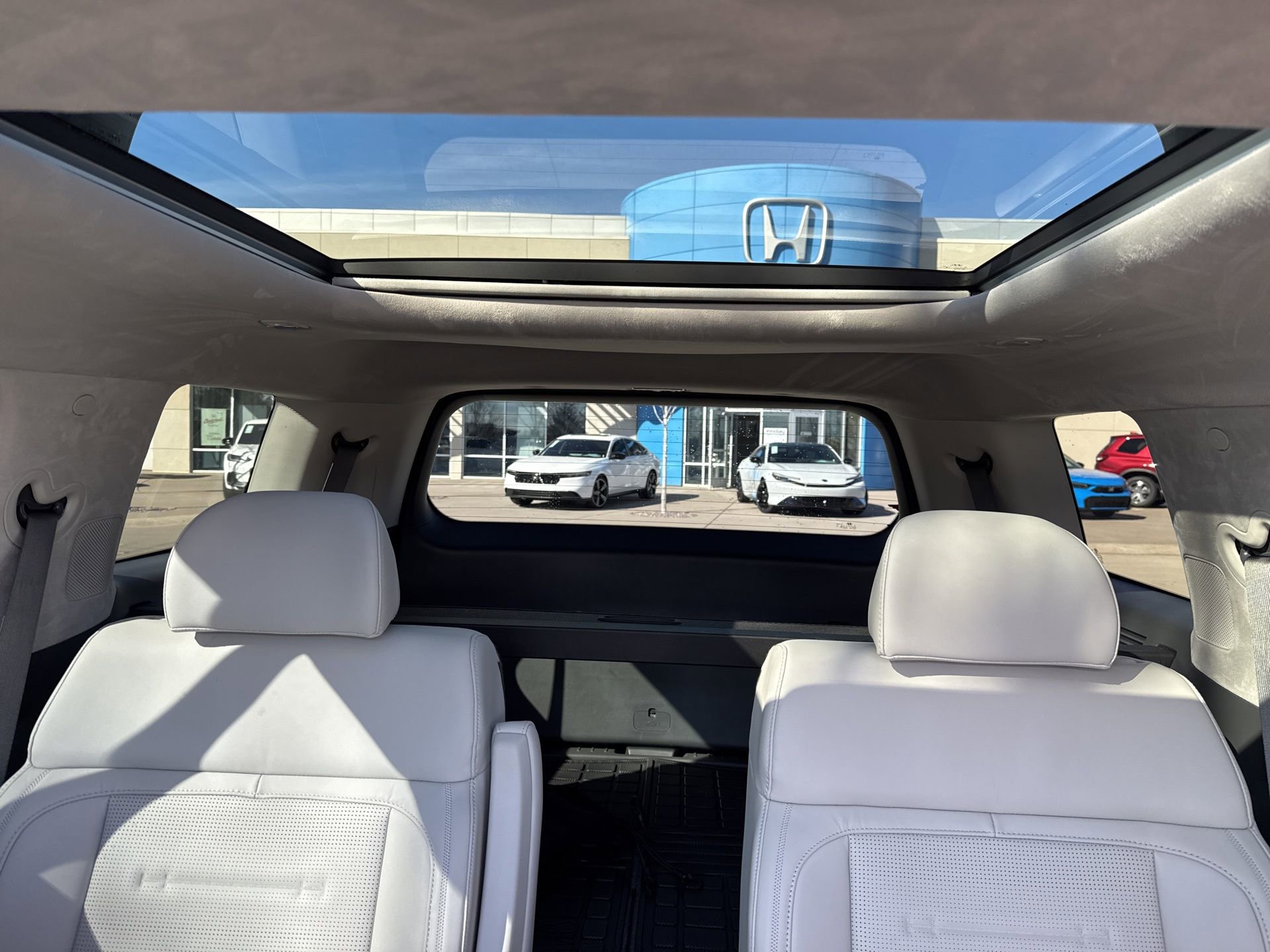 Used 2025 Hyundai Santa Fe Calligraphy image 10