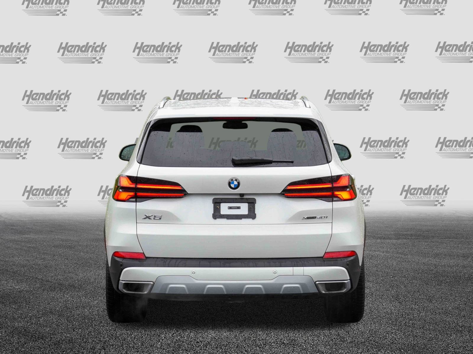 Certified 2025 BMW X5 xDrive40i w/ Climate Comfort Package image 8
